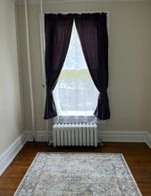 401 Maple Ave Utilities Included in Elmira, NY - Building Photo - Building Photo