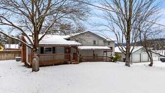 3108 Lodgepole Rd in Coeur d'Alene, ID - Building Photo