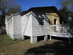 1088 Radio Dr in Macon, GA - Building Photo - Building Photo