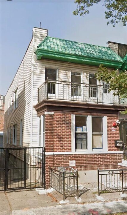 561 61st St-Unit -1F in Brooklyn, NY - Foto de edificio