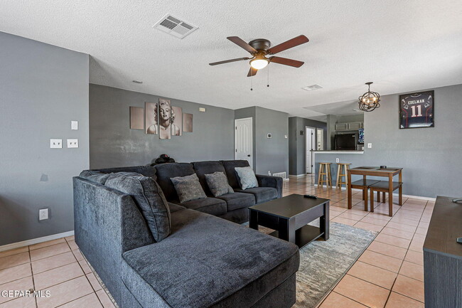 12340 Tierra Humeda Dr in El Paso, TX - Building Photo - Building Photo