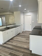 1642 Wrigley Dr in Odessa, TX - Building Photo - Building Photo