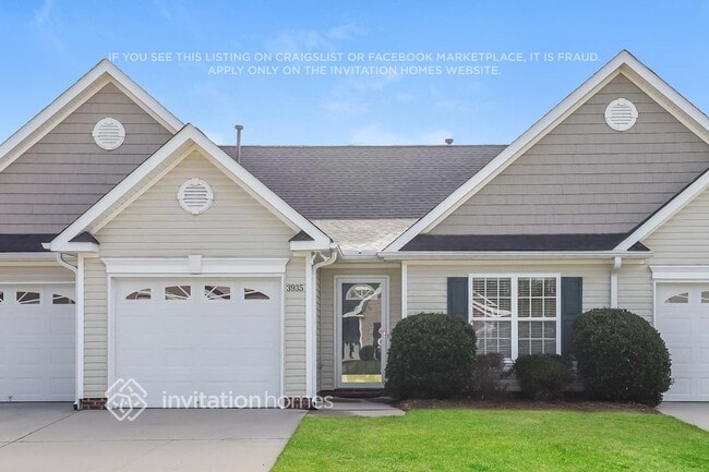 property at 3935 Creekside Ct