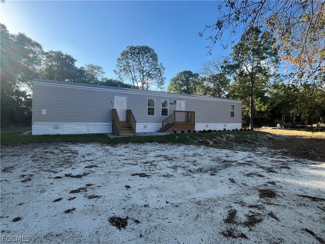 4850 Pioneer 16th St in Clewiston, FL - Building Photo - Building Photo