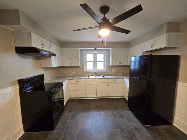 1202 Van Vleck Rd in Syracuse, NY - Building Photo - Building Photo