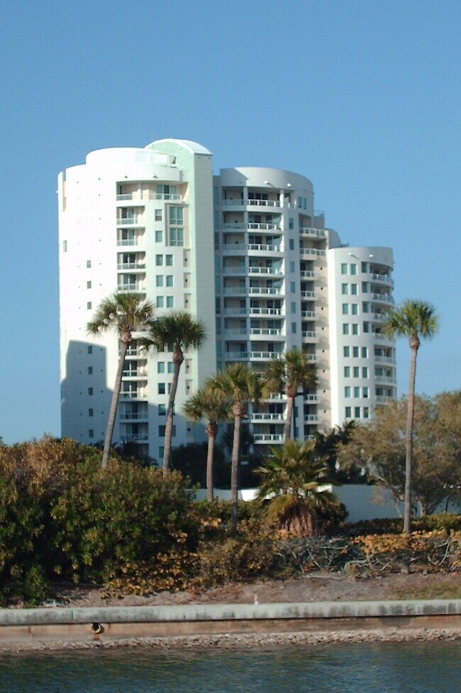 Beau Ciel in Sarasota, FL - Foto de edificio - Building Photo