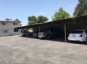 317 S G St in Madera, CA - Building Photo - Building Photo