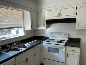 5217 Owens Rd in Blackshear, GA - Building Photo - Building Photo