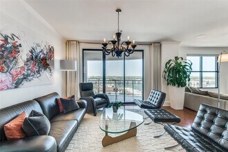 Grand Treviso Tower in Irving, TX - Building Photo - Building Photo