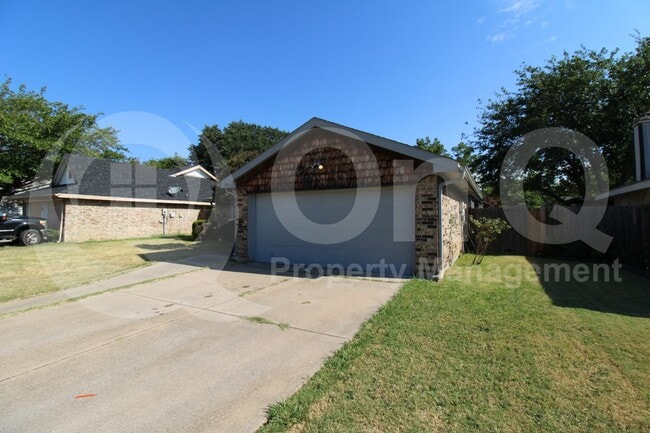 311 Lemon Dr in Arlington, TX - Building Photo - Building Photo