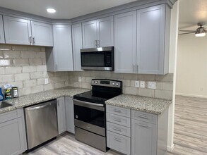 3171 Sombrero Dr in Lake Havasu City, AZ - Building Photo - Building Photo