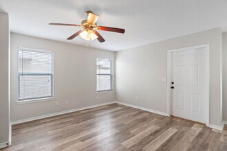 201 9th Ave in Shalimar, FL - Building Photo - Building Photo