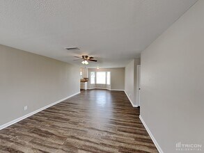 620 Wallace Dr in Crowley, TX - Building Photo - Building Photo