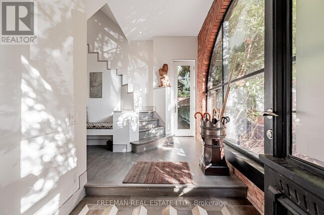 21 Howland Ave in Toronto, ON - Building Photo - Building Photo