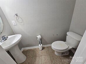 3061 Hubbard Rd in Charlotte, NC - Building Photo - Building Photo