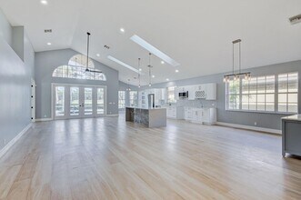 8300 Bob-O-Link Dr in West Palm Beach, FL - Building Photo - Building Photo