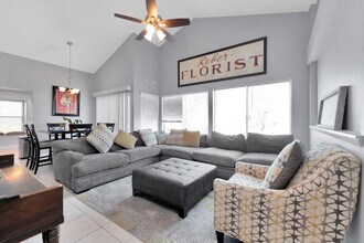 110 Parkwood Dr in Niceville, FL - Building Photo - Building Photo
