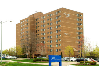 Teitel Jewish Apartments in Oak Park, MI - Building Photo - Building Photo