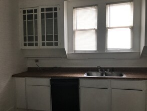 121 Daniel St in San Antonio, TX - Building Photo - Building Photo