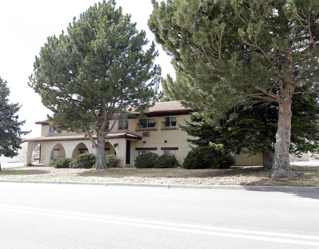 659 Oak St in Denver, CO - Foto de edificio - Building Photo