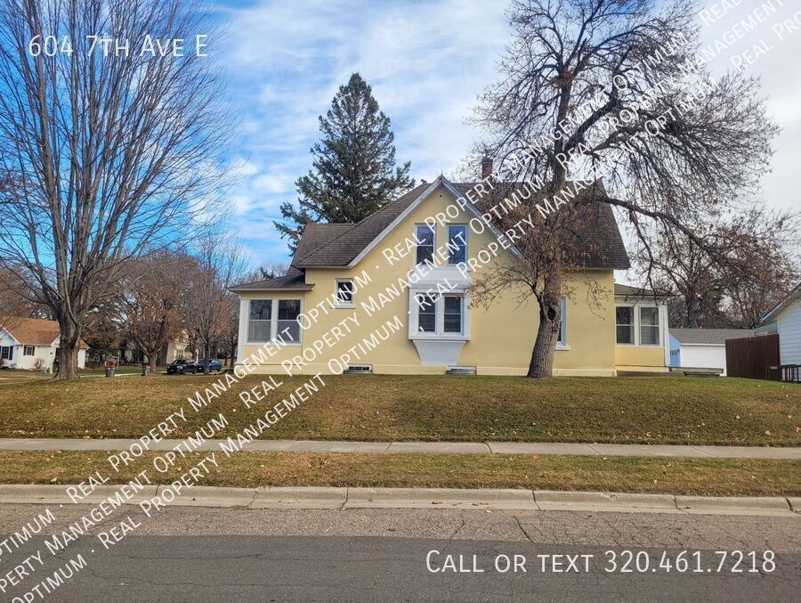 604 7th Ave E in Alexandria, MN - Building Photo