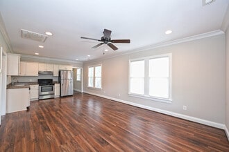 1009 Grace St in Charlotte, NC - Building Photo - Building Photo