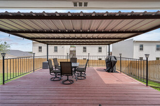 77 Yvonne Dr in Del Rio, TX - Building Photo - Building Photo