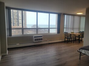 6171 N Sheridan Rd in Chicago, IL - Building Photo - Building Photo