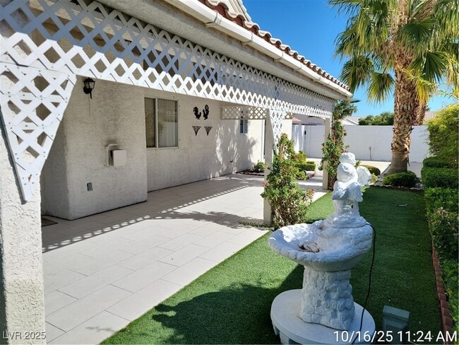 5425 Thomaston Ct in Las Vegas, NV - Building Photo - Building Photo