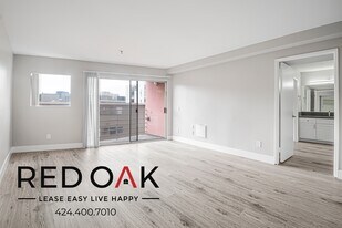 6700 Franklin Pl in Los Angeles, CA - Building Photo