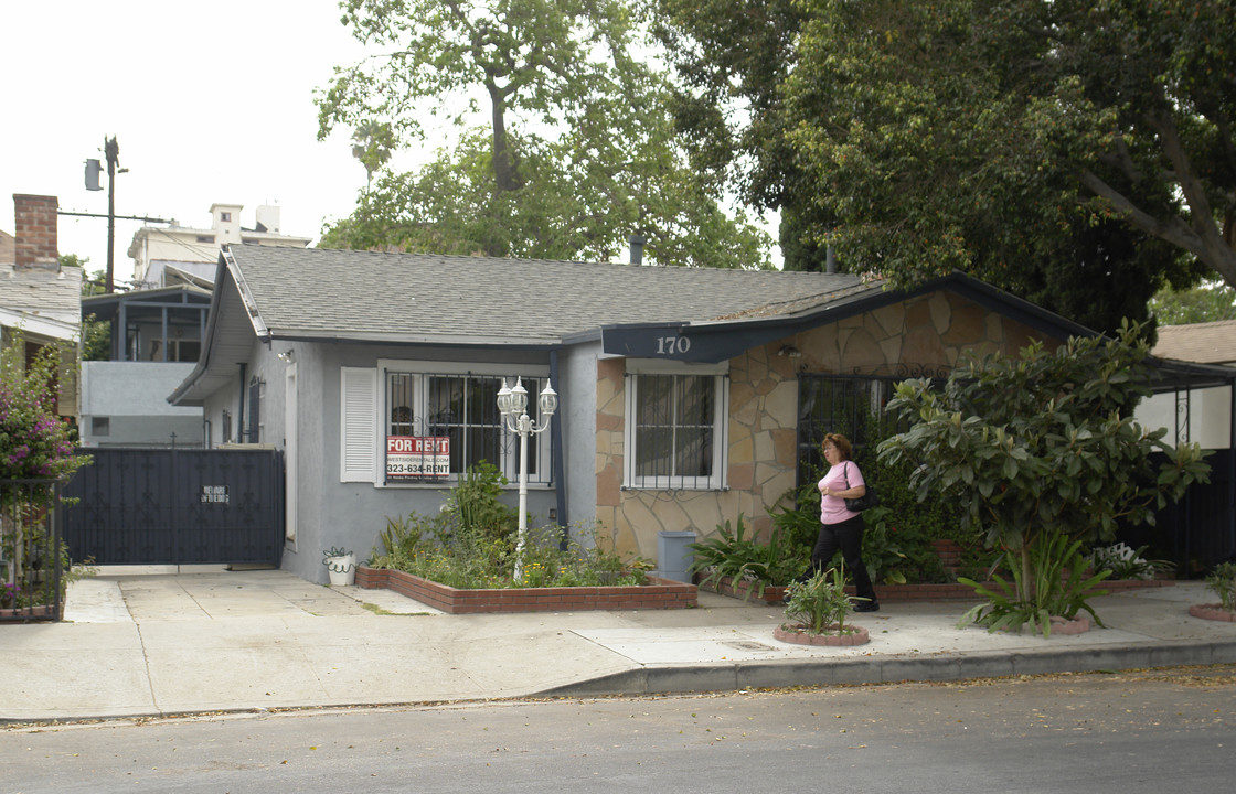 170 N Alexandria Ave in Los Angeles, CA - Building Photo