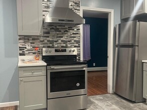 5 Pinehurst Ave in Waterbury, CT - Building Photo - Building Photo