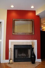 820 W Sunnyside Ave, Unit 2B in Chicago, IL - Building Photo - Building Photo