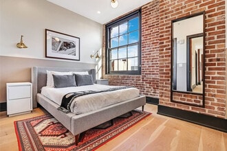 1148 S Peters St in New Orleans, LA - Building Photo - Building Photo