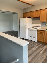 1013 I Ave NW in Cedar Rapids, IA - Building Photo - Building Photo