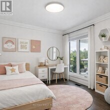 17 Jill Crescent in Toronto, ON - Building Photo - Building Photo