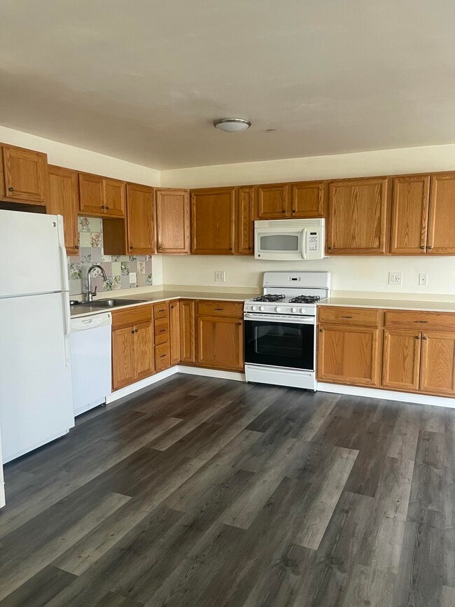 11290 Overseas Hwy in Marathon, FL - Building Photo - Building Photo