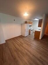 23110 347th St SE in Erskine, MN - Foto de edificio - Building Photo