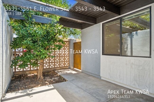 3539-3561 E Flower St