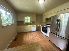 7017 Gibson Rd in Jacksonville, AR - Building Photo - Building Photo