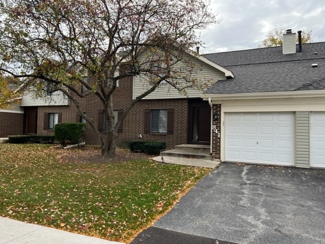 property at 841 Cross Creek Ct