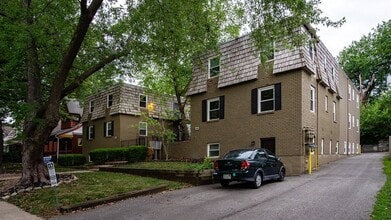 OAK ST in Kansas City, MO - Foto de edificio - Building Photo