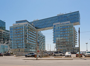 The Residences of Pier 27 Phase 1 in Toronto, ON - Building Photo - Primary Photo