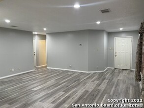 9315 Caen in San Antonio, TX - Building Photo - Building Photo