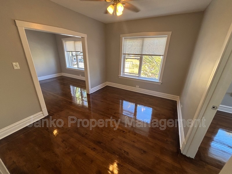 6118 Roosevelt Rd in Oak Park, IL - Building Photo