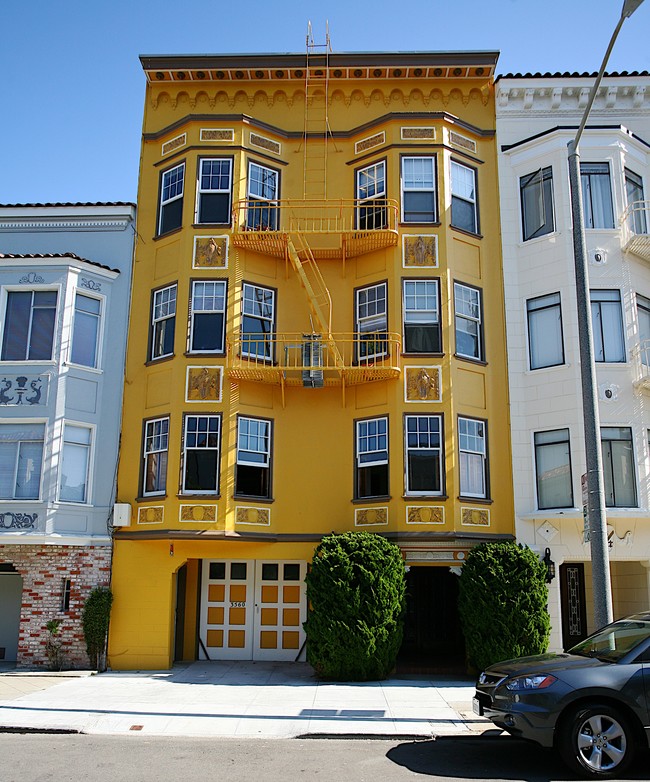 3560 Pierce St in San Francisco, CA - Building Photo - Building Photo