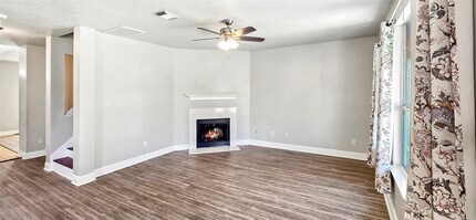 4519 Regal Dr in Baytown, TX - Building Photo - Building Photo