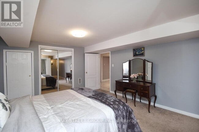 10 Coral Harbour Crescent in Markham, ON - Building Photo - Building Photo