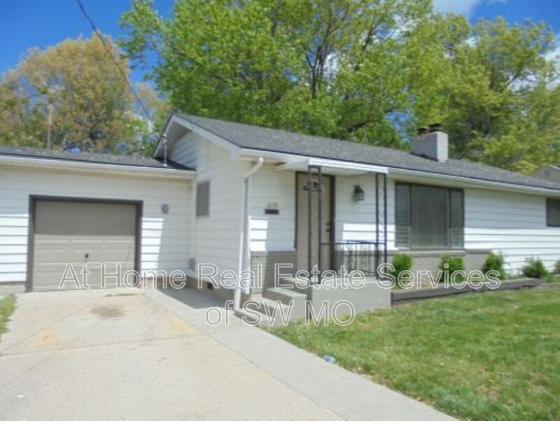 1839 E Page St-Unit -1532 in Springfield, MO - Building Photo