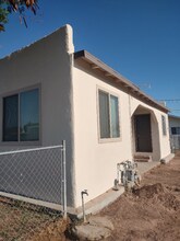 240 N 3rd St in Blythe, CA - Foto de edificio - Building Photo